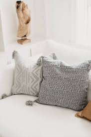 3 — to easily make fringes with the yarn, you need to create a template. 150 Throw Pillows Ideas In 2021 Pillows Throw Pillows Decor