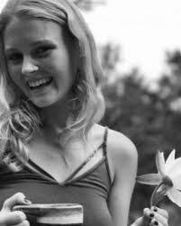 Amy Bergstrom's Instagram, Twitter & Facebook