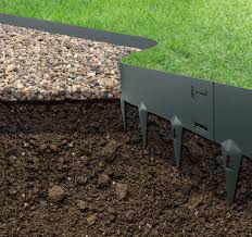 Landscape edgings divide turf from planting areas while keeping mulch & stone in place. Core Edge Domestic Lawn Edging 1 6mm Thick 1075mm Per Length Pack Of 5 The Ideal Garden