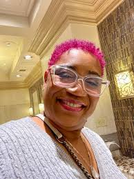 Glory Hallelujah Queen Marchelle Yvonne Mooney Praise report April 2022 I  laid down for bed I couldn't breathe gave myself breathing treatment it got  worse my husband rushed me to hospital oxygen