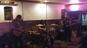 Pénztárcakímélő árakkal és csinos pultosokkal várunk titeket! Cactus Pub And Grill Home Facebook