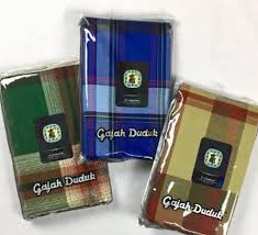 Terletak sekitar 40 kilometer (25 mi) barat laut dari kota yogyakarta, borobudur terletak di atas bukit pada dataran yang dikeliling dua pasang gunung kembar; 15 Trend Terbaru Gambar Sketsa Gajah Duduk Tea And Lead