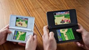 Filtra tus juegos de nintendo ds por género y ordénalos según la valoración de la comunidad, del equipo de juegosadn o por orden alfabético. Descubren Una Funcion Oculta En Nintendo Ds Lite Que Permite Jugar En Modo Tv Hobbyconsolas Juegos