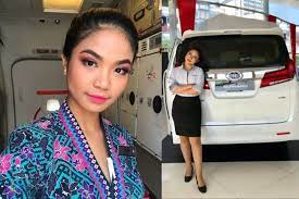 Sistem kontrak kerja umumnya diterapkan saat seorang pramugari baru masuk dan diterima. Pramugari Terduduk Meleleh Air Mata Kontrak Tak Disambung Bergelut Sara Keluarga Sebelum Jadi Ejen Jual Kereta Pelanggan Pertama Beli Saya Lompat Gembira Viral Mstar