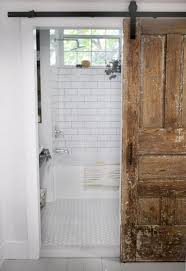 If you desire a rustic bathroom shower ideas, use a warm palette for the tiles, wall, and decoration. 40 Stunning Bathroom Shower Ideas For Tiny House Bathroom Bathroomideas Bathroomdecor Bathrooms Remodel Bathroom Remodel Shower Beautiful Small Bathrooms