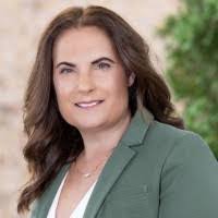 Pamela Starr's Instagram, Twitter & Facebook