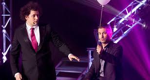 Yenilenen site ve forum yapısı, sürekli geliştirilen portal ve altyazı veritabanı, kullanıcıların katılımı ile her geçen gün büyüyor. Les Duos Impossibles De Jeremy Ferrari Eric Antoine Remplace Arnaud Tsamere Toutelatele