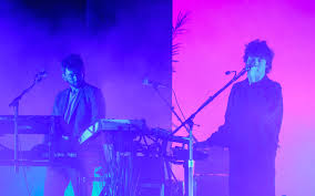 De electric feel à little dark age, mgmt plonge le festival days off dans son univers psychédélique. Mgmt And Matthew Dear Live At The Orpheum In Boston