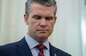 🔥 THE SHOWDOWN NO ONE SAW COMING 🔥 In this political standoff shaking the  internet, Pete Hegseth is now facing a firestorm after pushing to recall  Mark Kelly back to active duty