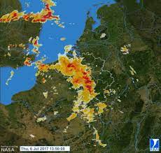 Les couleurs belges sont le noir, le jaune et le la population de la belgique est de 10 700 000 habitants et sa superficie est de 30 500 km². Des Orages Potentiellement Violents Attendus Sur La Belgique La Premiere Vague A Deferle Sur Le Pays
