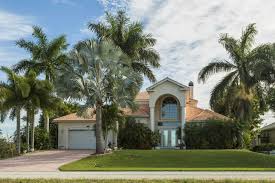 Hometeam pest defense | hometeam is an industry leader in residential pest control, and the #1 pest management company working with home builders. Lawn Care Pest Control Services Flowers Turf Pest Management