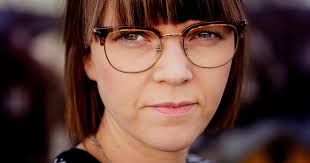 Cecilie ramona kåss furuseth er på besøk i oslo fengsel og snakker med røverne om diagnoser. Det Er Helt Jaevlig Jeg Prover A Ikke Velte Meg I Sorg Portrettet