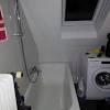 Duschabtrennung aus glas mit separierung von wc und dusche. 1