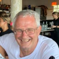 10+ "Andries Buys" profiles