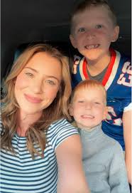 Sometimes, we rush through life and forget how far we’ve come! Looking back  at all the beautiful moments captured over the past year reminds me of the  incredible journey I've been on. Here’s to ...