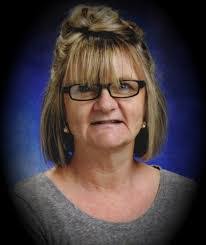 Lisa Molnar's Instagram, Twitter & Facebook