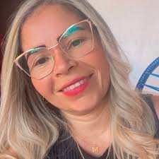 Se jogue na tendência ÉTNICA 🔳 O estilo Étnico virou o queridinho das  celebridades e fashionistas! E não tem como não amar não é mesmo?  Então...garanta o seu vestido Sandy com sua