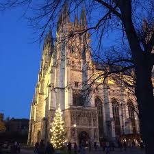 A Festive Day Out With My Mum Sister Meganroseb Is Just What I Needed Canterbury Canterburycathedral Kent Visi Canterbury Cathedral Days Out Instagram