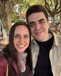 Se le escapó! NICKI NICOLE confesó en vivo que es bisexual #nicki  #nickinicole #confesion #sinquererqueriendo #visita #nota #entrevista  #programa #ciclo #casa #madrid #españa #streaming #streamer #angievelasco  #orientación #bi #bisexualitypride ...