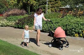 Völlig zu recht fragt man sich als eltern, wann es dann okay ist, dass das eigene kind im. Urlaub Mit Den Kleinsten Der Reisekinderwagen Babyzen Yoyo Ab Geburt Blog