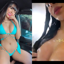 Juliana do bonde finalmente exibiu seus peitos gostosos - Nua - Pelada -  XXX - Porno