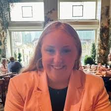 Ana Witkowski (@ana_witkowski)