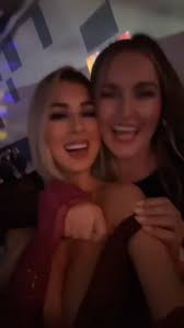 SREĆAN ROĐENDAN, BOO! 🥰🤍, Koliko si posebna..I ja sam ta srećnica koja  ima čast da te ima pored sebe. 🥰, Od svih ludih, divnih, smešnih i  emotivnih trenutaka koje smo prošle zajedno, svaki mi je drag ...