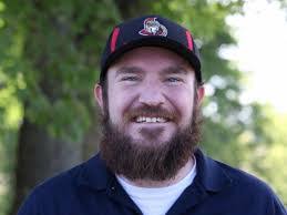 Eric Beard's Instagram, Twitter & Facebook