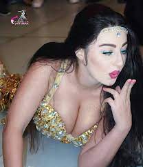 اجمل صور اغراء صافيناز صدرها كبير beauty festival bra style