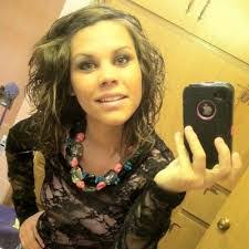 Tessa Tucker's Instagram, Twitter & Facebook