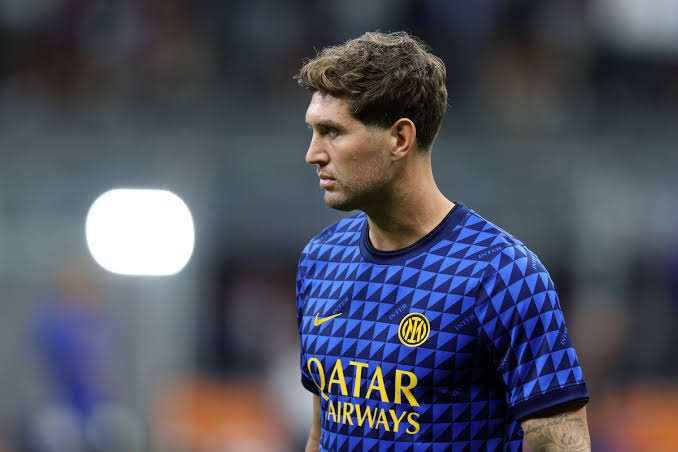 JOHN STONES'TAN KÖTÜ HABER: 1 AY SAHALARDAN UZAK
