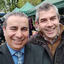 Quiero manifestar mi profunda tristeza ante el repentino y sensible  fallecimiento de mi querido amigo Leo Fuentes Belmar (Q.E.P.D.). Reconocido  abogado, comunicador, político y empresario, Leo Fuentes se destacó como  pieza clave