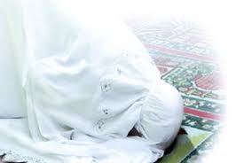 Boy sebelum melakukan onani yang nikmat. Hati Hati Dengan Si Pencuri Sholat Ini