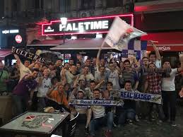 Y ha tenido su recompensa porque ha sabido remontar la situación inicial y ha aprovechado a la perfección la oportunidad que le ha dado zizou en la defensa blanca para cubrir el agujero del lateral derecho. Realmadrid Com Ro Posts Facebook