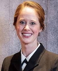 Amanda Pullman's Instagram, Twitter & Facebook