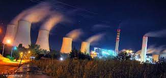 Według bartłomieja derskiego z serwisu wysokienapiecie.pl, zamknięcie kopalni i elektrowni turów. Elektrownia Turow Noca Zdjecie Fotoblog Qbanez Flog Pl