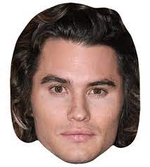 Chase stokes has been actively involved in acting since the year also, chase has hazel eyes and brown hair color. Chase Stokes Long Hair Maske Aus Karton Celebrity Cutouts