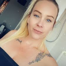 Good morning 😊 is anybody getting rid/selling a tumble dyer? Mine along  with my hoover have decided to not work anymore 🥲and with a family of 7  and this rubbish weather my