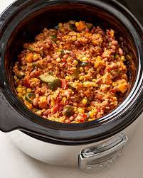 How To Make Slow Cooker Veggie Burrito Bowls Recipe Slow Cooker Vegetarian Vegetarian Crockpot Recipes Veggie Burrito