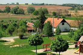Diskutiere haus in ungarn kaufen und verkaufen im auswandern, ungarn forum im bereich auswandern, europa; Haus Kaufen Am Plattensee In Gyugy Ferienhauser In Ungarn