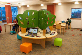 Lfi Installation Of Children S Computer Desks Fox Lake Public Library Kids Room Design School Computer Room Computer Room