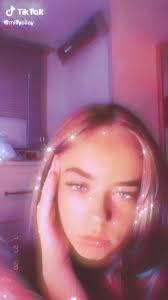 I’m sorry but you’re stunning 🤍. @millyelley  #fanpage#darkacidemia#cottagecore#fanpage#fyp