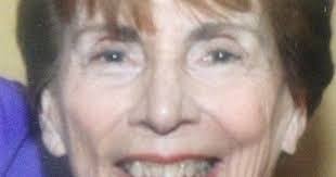 Alice Arias's Instagram, Twitter & Facebook