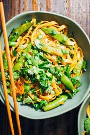 Spicy Vegan Pad Thai Well And Full Recipe Vegan Pad Thai Vegan Recipes Healthy Healthy Recipes