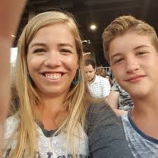 Ginger Lunsford's Instagram, Twitter & Facebook