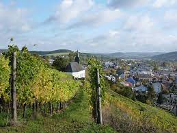 The canton's name derives from its principal municipality. Grevenmacher Wanderweg G1 Unterwegs Im Trierer Land