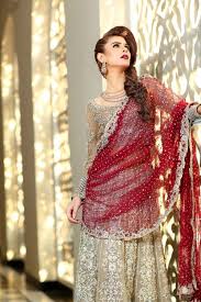 Beautiful Maria B Bridal Dresses Mehndi Designs Collection Online Pakistani Bridal Wear Online Pakistani Bridal Dresses Bridal Lehenga Collection Bridal Dresses