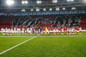 Перфомансы болельщиков перед началом матча: Tinkoff Chempionat Rossii Po Futbolu Rpl Spartakovskij Perfomans Vdohnovil Armejskuyu Molodezh