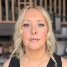 Pro Makeup /Brow Specialist (@cherylstuartcosmetics) • Instagram photos and  videos