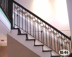 Sebagai pegangan yang berada di sisi tangga, railing juga tidak sebatas memberikan keamanan. Harga Railing Tangga Dan Balkon Murah Reling Tangga Dan Balkon 2018 Menierima Juga Spesifikasi Sesuai Kebutuhan And Model Tangga Tangga Putar Railing Tangga